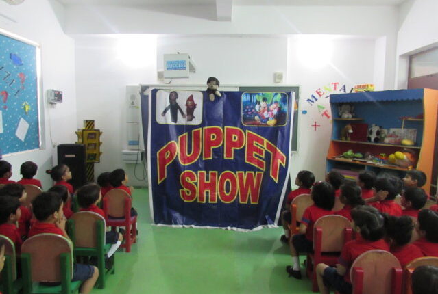 Puppet Show Excellia School (2)